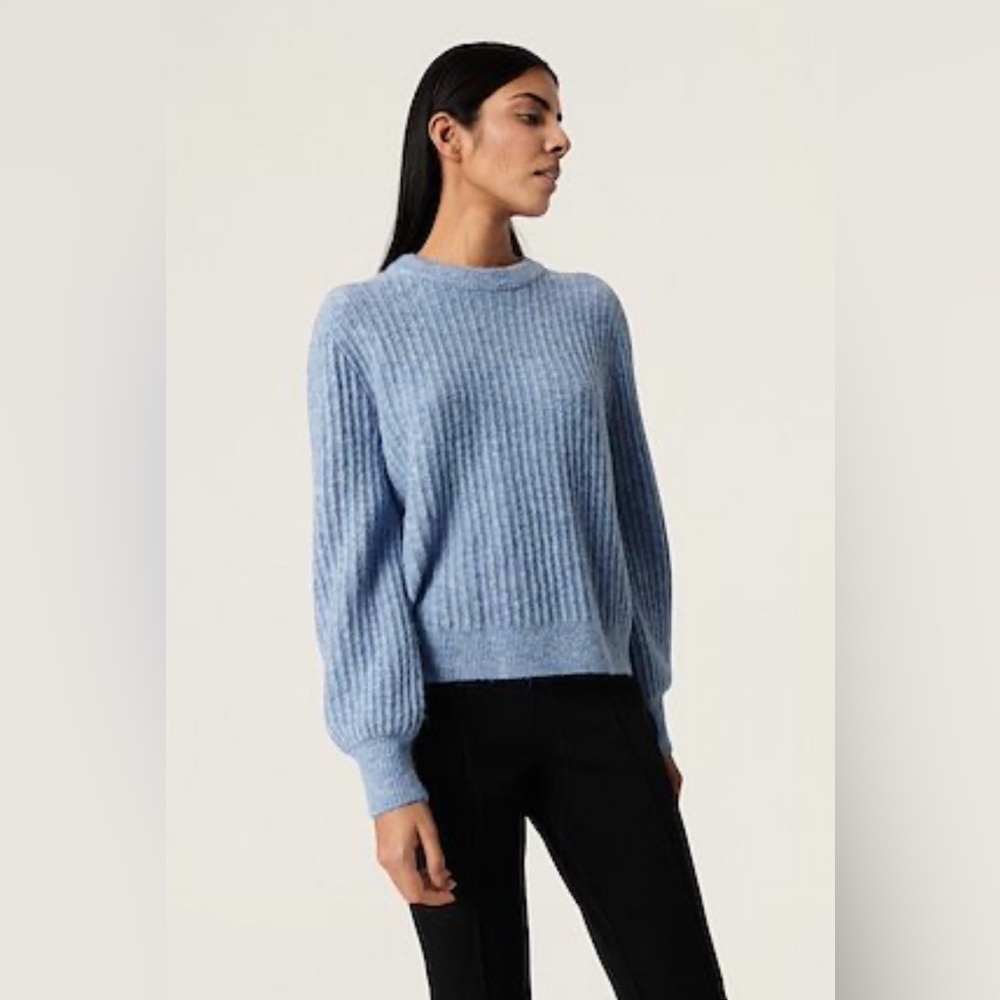 H&M sweater